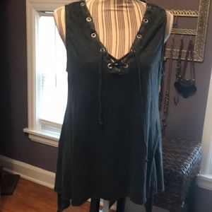 Rock & Republic, irregular sleeveless top